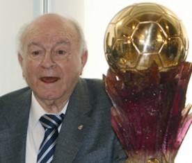 El Madrid ficha al mejor jugador de la historia por 525 euros