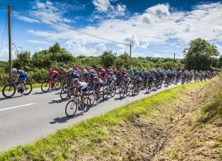 Los ciclistas del Tour de Francia se pierden por no preguntar
