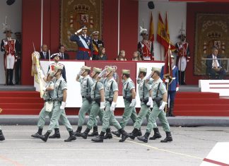 Desfile que estubo rechingón y que yo presensié jajaja