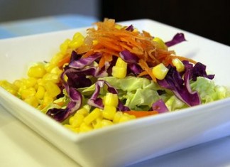 Acusan a una col lombarda de estropear una ensalada