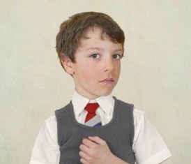 Encuentran a un niño criado por franceses