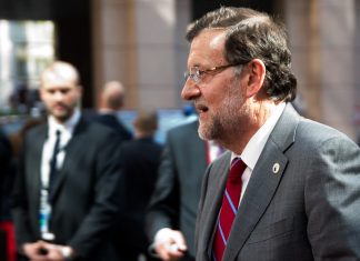 Rajoy podría fichar a Carles Puyol como ministro de Defensa
