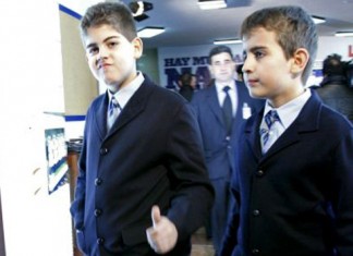 Los niños de San Ildefonso se echan novia