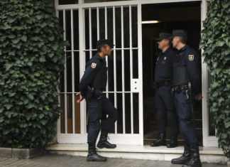 Asaltan la casa de Chiquito de la Calzada y le roban el fistro