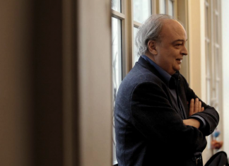 «Un capítulo más y luego ya me puedo masturbar», se dice un cansado Enrique Vila-Matas