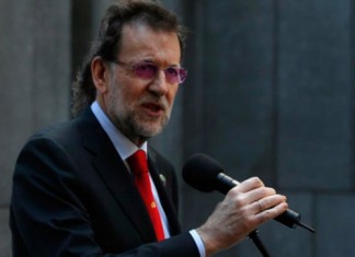 Rajoy acude con un peinado «mullet» a un acto de las Nuevas Generaciones del PP