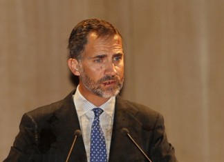 Un mendigo idéntico al actual príncipe asegura ser el auténtico heredero de la Corona