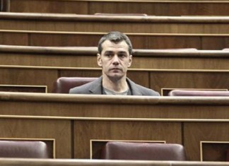 El Congreso de los Diputados aprueba una colleja a Toni Cantó con 349 votos a favor y uno en contra
