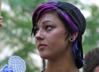 Se vuelca en el movimiento 15-M para olvidar una ruptura reciente