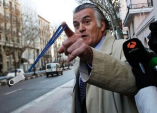 Luis Bárcenas anuncia la publicación de sus memorias USB