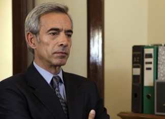 Un exhausto Imanol Arias ya no sabe cuándo está en «Cuéntame» y cuándo no