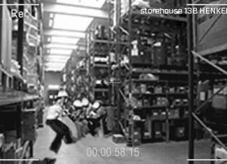 Despiden a dos empleados de Loctite porque se estaban pegando