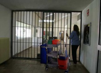 La asistenta de Alcalá Meco suelta a todos los presos para limpiar las instalaciones a fondo