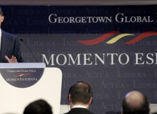 El príncipe Felipe subraya la capacidad de España para soportar una monarquía