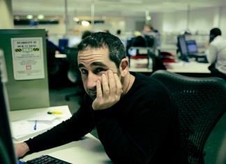 El tipo gracioso de la oficina es relegado a tipo pesado de la oficina