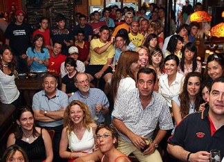 Los españoles dejarán de leer Filosofía para atender al Mundial