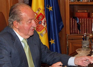 Tras abandonar el trono, el Rey partirá en busca de oro y nuevas conquistas para España
