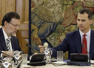 Felipe VI necesita «unas putas vacaciones»