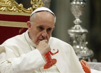 El papa Francisco pasa como gasto una comida con Dios