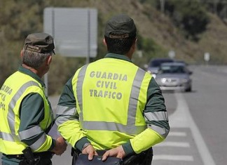 La Guardia Civil caza a un conductor circulando a 200 km/h pero lo devuelve al asfalto porque era menor