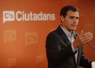 Así sería el pacto que propone Rivera entre PP, PSOE y Ciudadanos