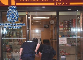 Los estancos españoles empiezan a liberar a todos los maridos que habían ido a por tabaco