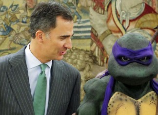 Felipe VI se reúne con Donatello de las Tortugas Ninja en su ronda de consultas