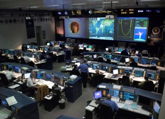 La NASA deja a todos sus astronautas incomunicados en homenaje a «Space Oddity» de David Bowie