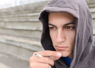 Descubre a los 20 años que vive en Murcia pero sus padres se lo ocultaban