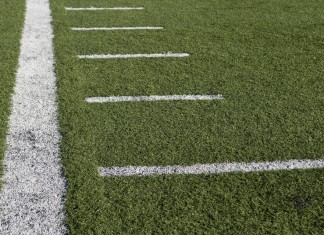 Los españoles empiezan a medir sus penes en campos de fútbol