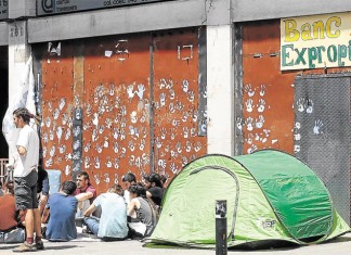 Los okupas del banco expropiado de Barcelona logran que los beneficios de la entidad crezcan un 80%