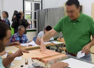El votante de VOX ya ha acudido a su colegio electoral