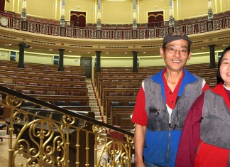 Una familia de chinos regentará el Congreso de los Diputados