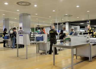 Un trabajador del aeropuerto evita un nuevo 11-S tras requisar un tubo de pasta de dientes a una señora de 60 años