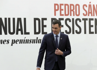 El Gobierno presenta un bono cultural de 400 euros y un 20% de descuento en todos los ejemplares de «Manual de resistencia»