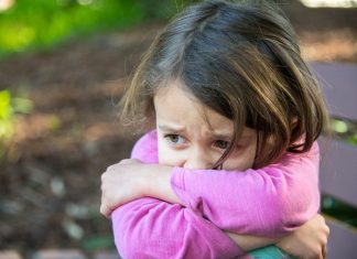 “Quitadnos el chocolate si queréis pero no la Filosofía”, suplican al Gobierno los niños españoles