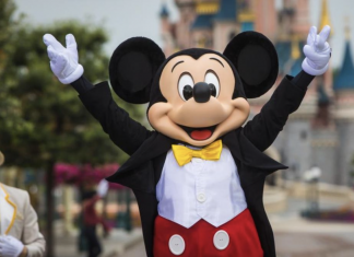 Mickey Mouse vuelve a ganar las elecciones en Disneylandia