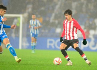 Varios jugadores del Athletic de Bilbao pierden la nacionalidad vasca tras jugar con guantes