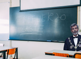 El Supremo no solo acaba con la inmersión lingüística en los colegios catalanes sino que los propios jueces darán clases de refuerzo de castellano de 17:00 a 18:00 en el Aula C