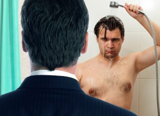 Se lleva a su jefe a la ducha porque es donde se le ocurren las mejores réplicas