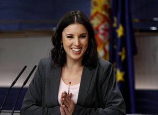 «Solo sí es sí, y no es no», recuerda al PP Irene Montero llorando de la risa