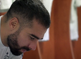 ¡Emocionante! A este niño le dijeron que le iba a operar un médico, pero al entrar en quirófano comprobó que la intervención la haría su ídolo Dani Carvajal