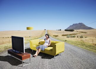 Ikea crea un sofá que se despliega y es tu casa