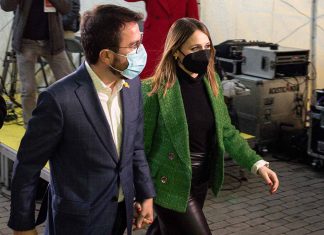 El Gobierno, tranquilo porque Aragonès dice estar enfadado por el espionaje pero apenas habla de ello en sus conversaciones privadas actuales