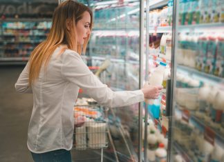 Una persona se gasta dos millones de euros al ir borracha y con hambre a un supermercado