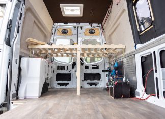 Cómo convertir tu patinete eléctrico en una autocaravana para toda la familia