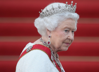 «Decidle a Enrique y a Guillermo que quiero que sepan que fui yo», últimas y enigmáticas palabras de la reina Isabel II