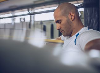 Un neonazi, ofendido al ver que intentan blanquearlo como si él no fuese blanco