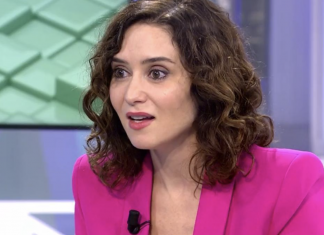 Díaz Ayuso critica a los enfermos socialcomunistas que pretenden desmantelar la sanidad pública