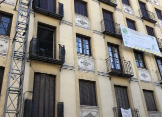 Un compañero de piso, optimista tras su reunión con Buitrasa, la nueva propietaria del inmueble